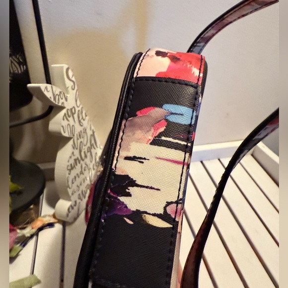 KATE SPADE Laurel Way Carsen Crossbody Bag black Multi Floral Leather WKRU4141 - Picture 5 of 9